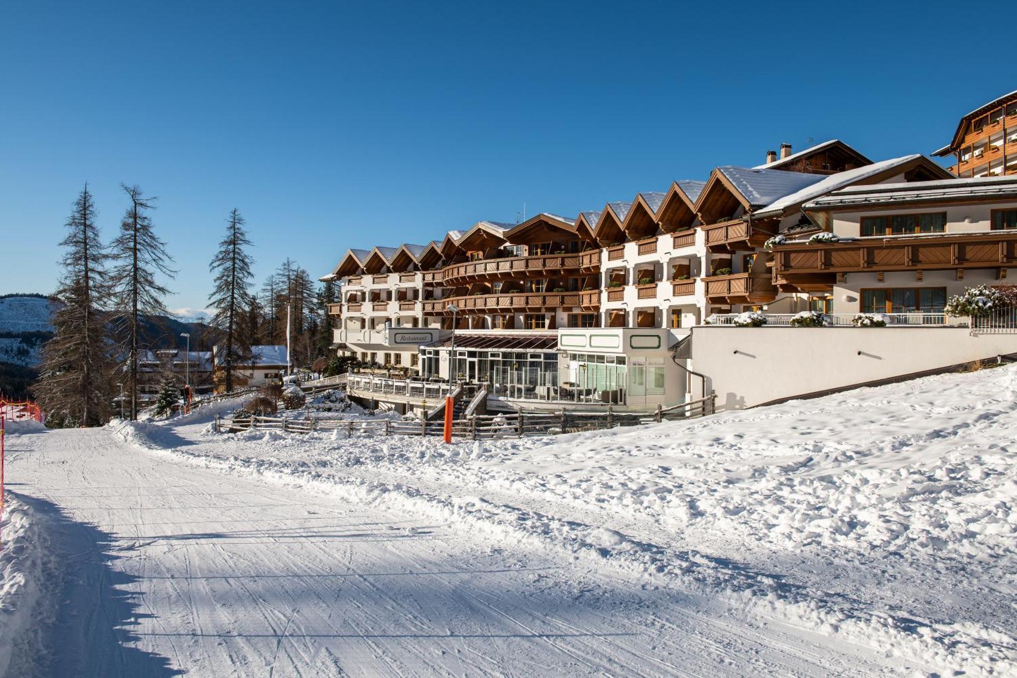 Hotel Sonnalp Obereggen Exterior photo